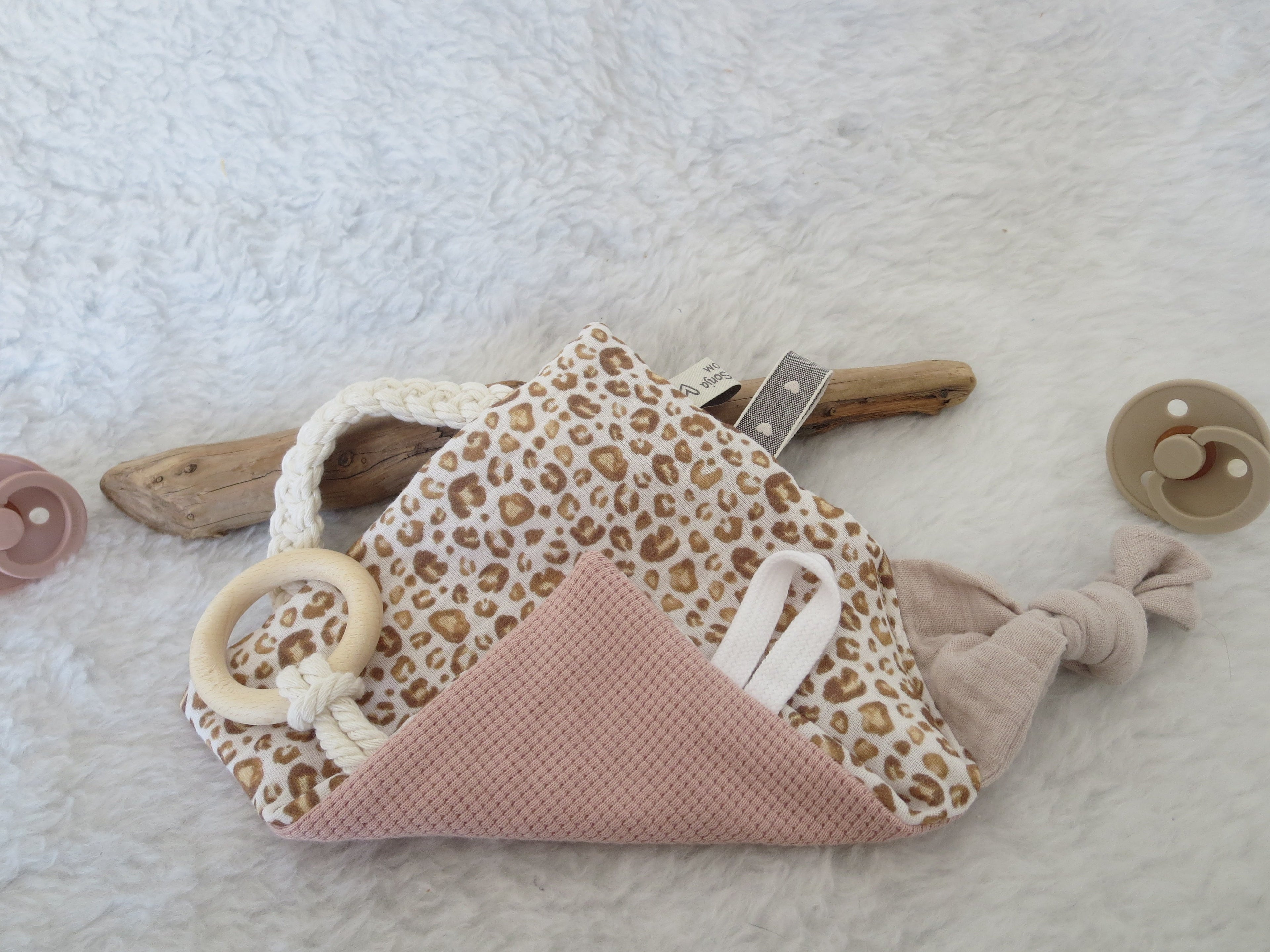 Animal Skin - LeoLook