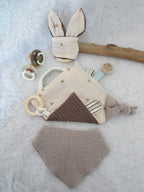 Knistertuch Herzen beige - Waffelstoff braun