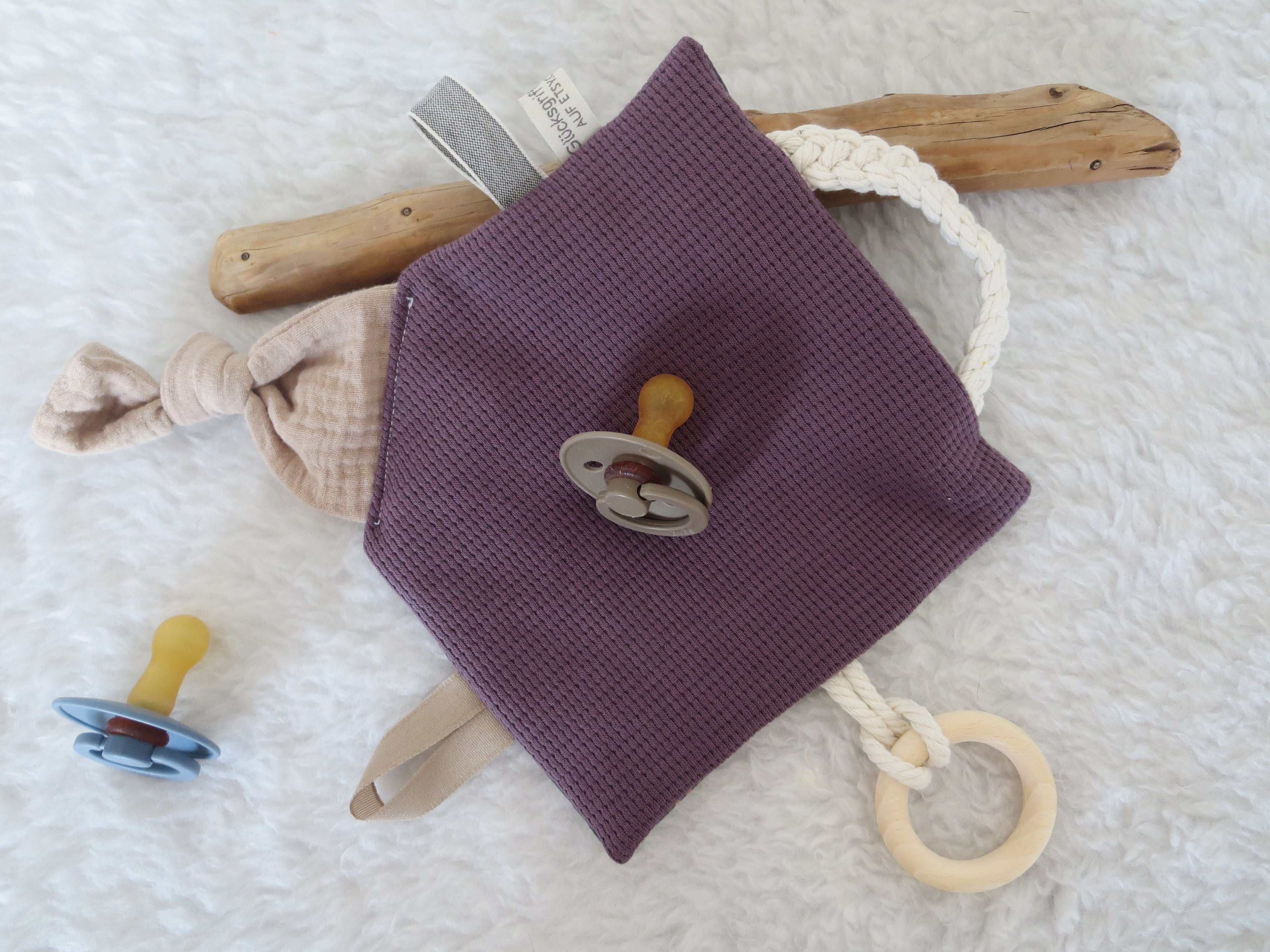 Knistertuch Waldtiere blau - Waffeljersey aubergine